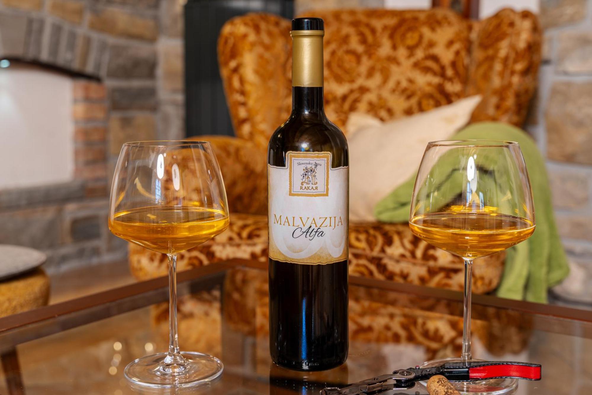 Гостевой дом Wine House Rakar Gracisce Экстерьер фото